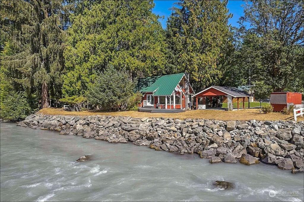 Greenwater New: Steps From White River Near Mount Rainier National Park מראה חיצוני תמונה